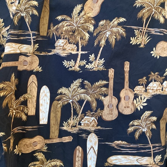 BISHOP ST. ALOHA BUTTON-FRONT HAWAIIAN SHIRT SIZE 4XL - Picture 8 of 8